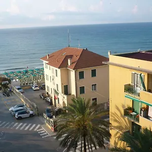Finalmarina Apartment